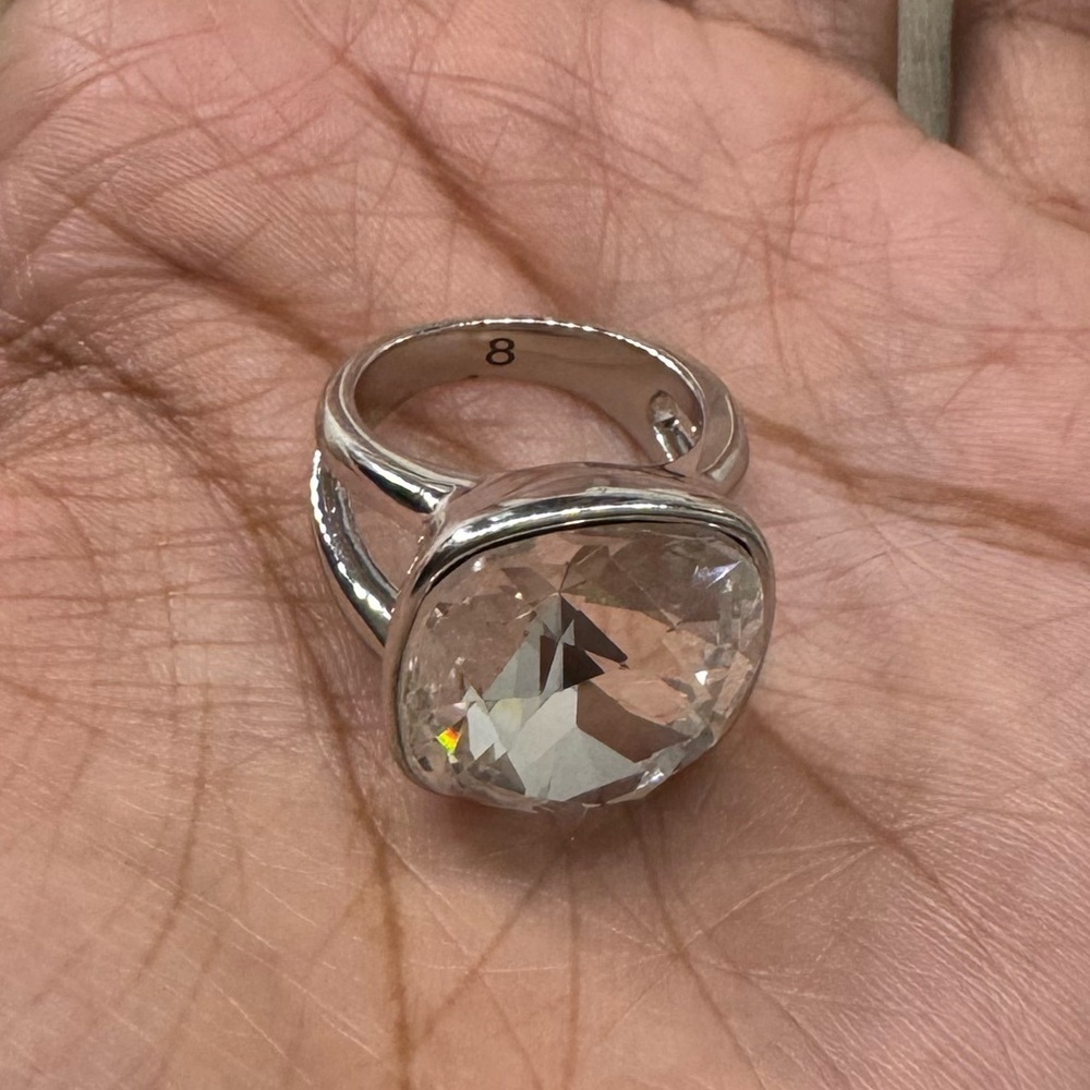 Silver Ring with Crystal Stone - Picture 3 of 7